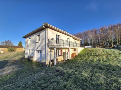 Maison - 168 m² - 6 pièces