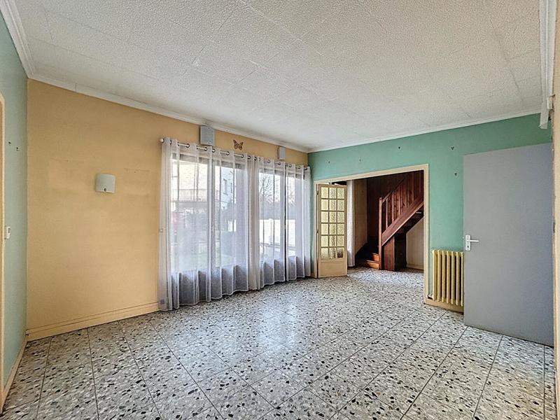 Maison - 100 m² - 6 pièces