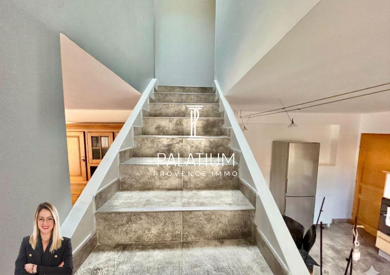 Maison - 143 m² - 6 pièces