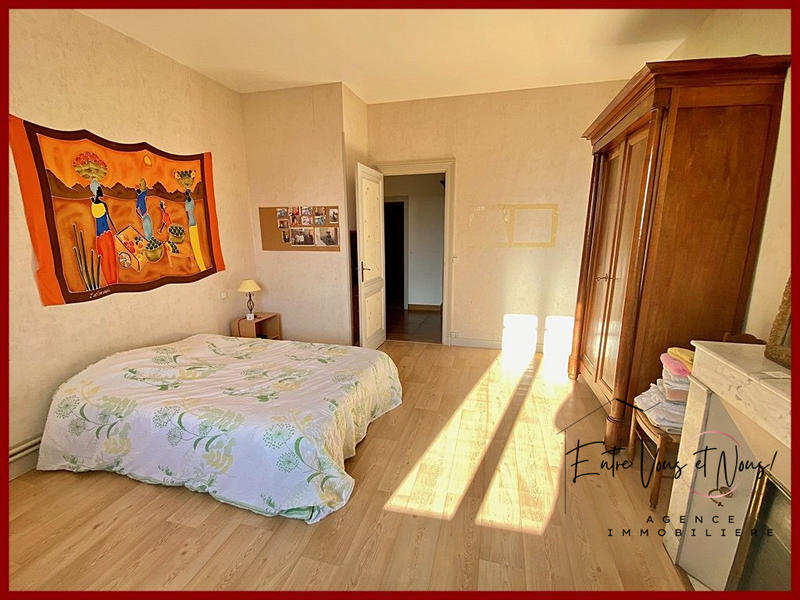 Maison ancienne - 224 m² - 7 pièces