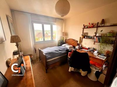 Appartement - 72 m² - 4 pièces