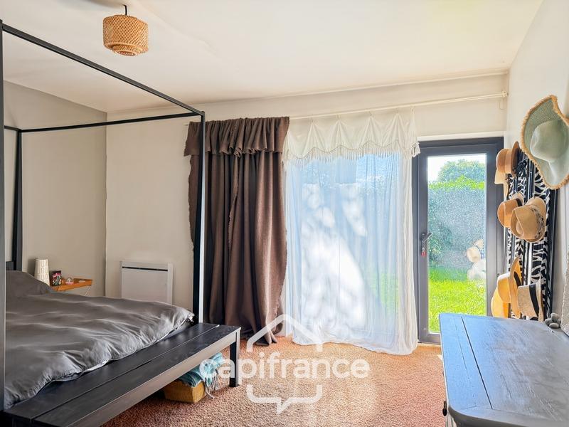 Maison - 205 m² - 8 pièces