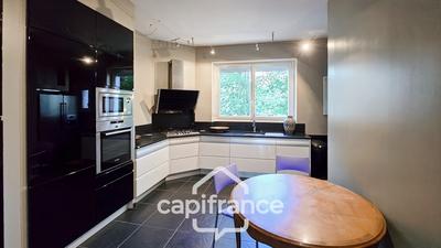 Maison de ville - 193 m² - 7 pièces