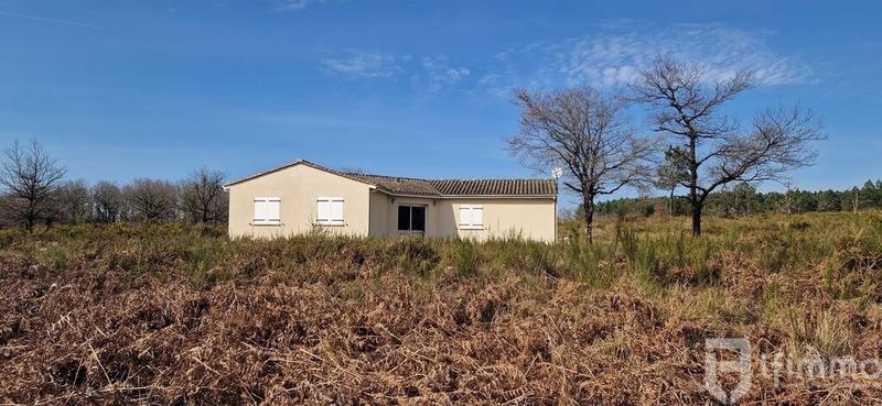 Maison - 89 m² - 5 pièces