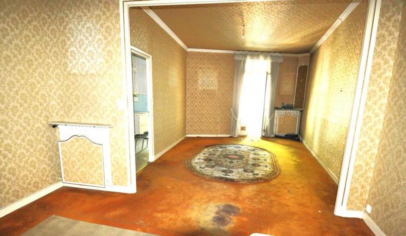 Maison - 300 m² - 8 pièces