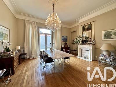 Appartement - 128 m² - 4 pièces