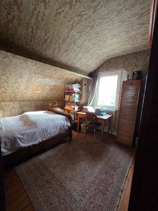 Maison - 170 m² - 9 pièces