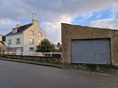 Maison - 140 m² - 4 pièces