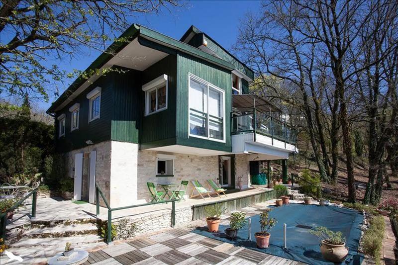 Maison d'architecte - 130 m² - 6 pièces