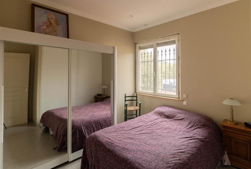 Villa - 239 m² - 7 pièces