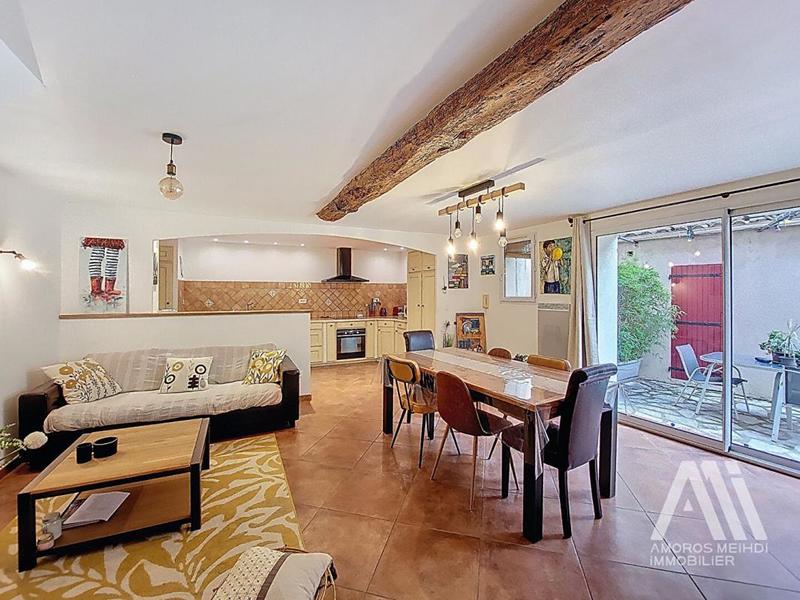 Maison - 110 m² - 5 pièces