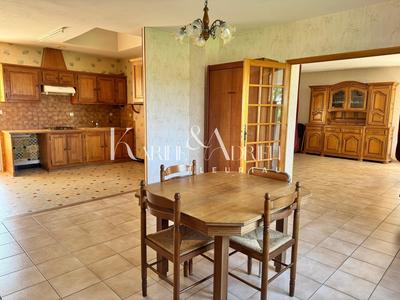 Maison - 135 m² - 6 pièces