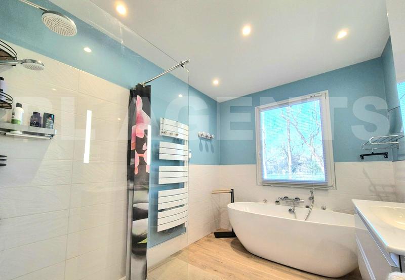 Maison de ville - 131 m² - 5 pièces