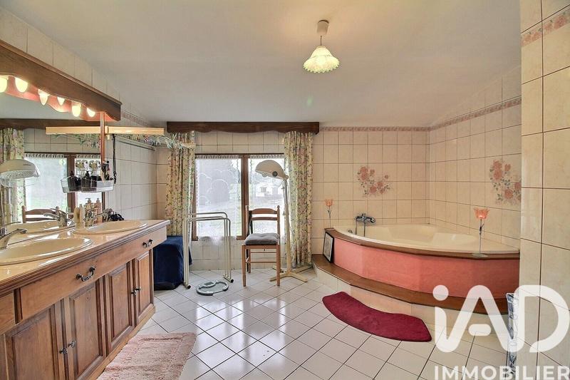 Maison de village - 140 m² - 6 pièces