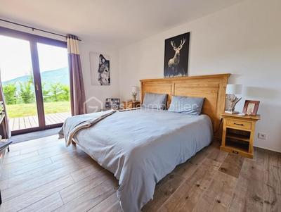 Châlet - 315 m² - 7 pièces