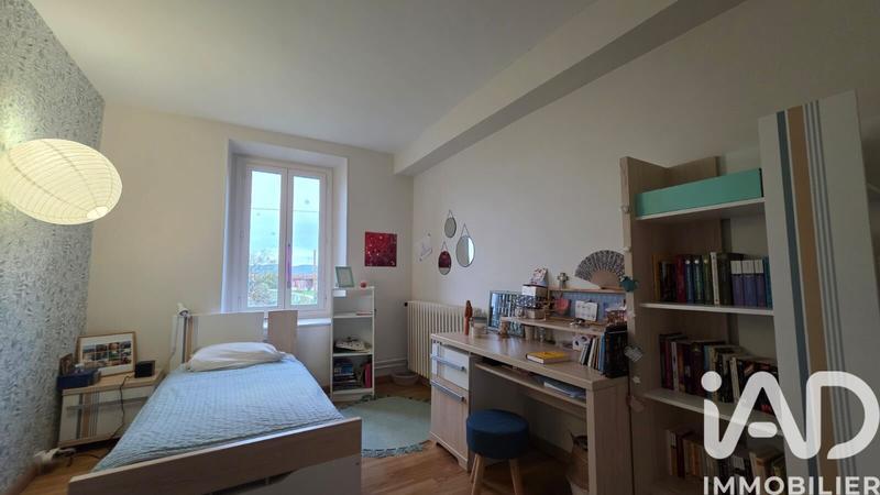 Maison - 193 m² - 8 pièces