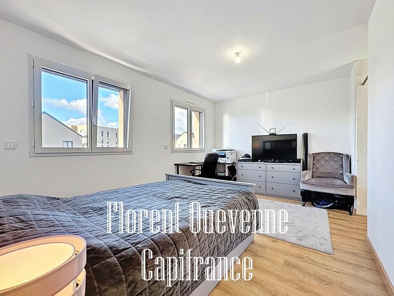 Maison - 166 m² - 6 pièces