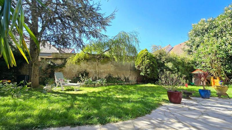 Maison traditionnelle - 163 m² - 7 pièces