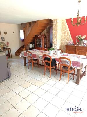 Maison - 137 m² - 6 pièces