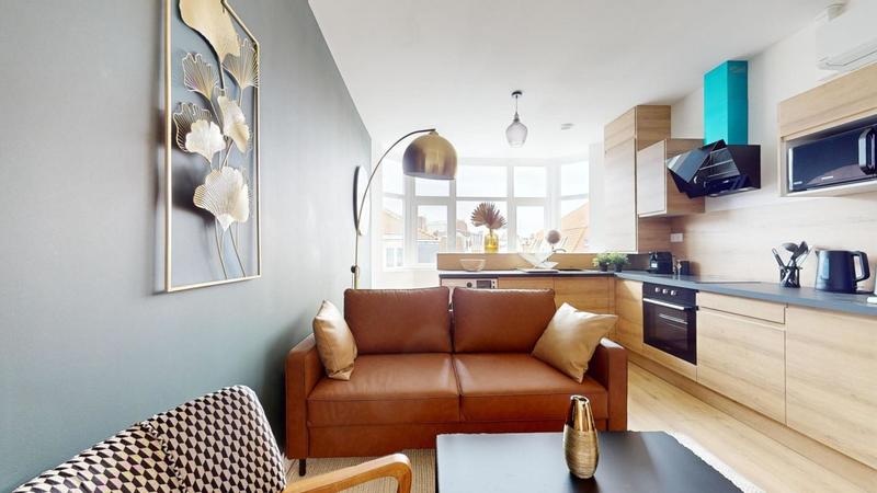 Appartement - 76 m² - 5 pièces