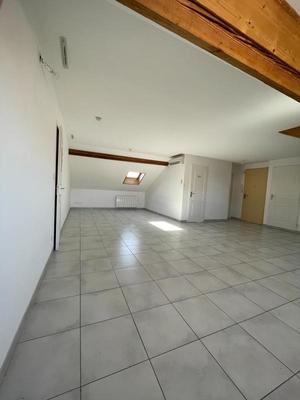 Appartement - 76 m² - 3 pièces