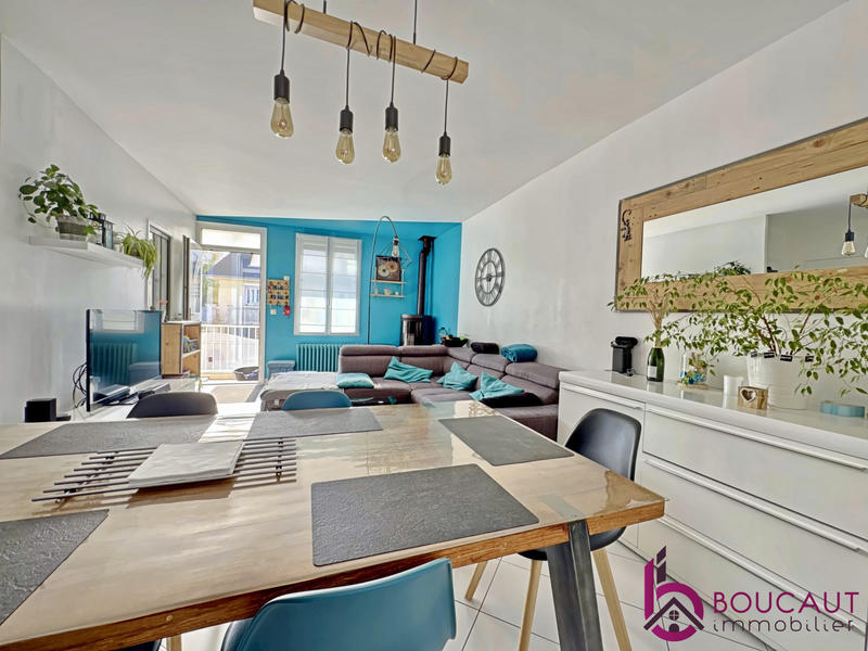 Maison - 104 m² - 4 pièces