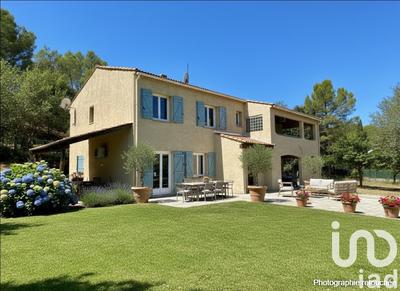 Maison - 162 m² - 7 pièces