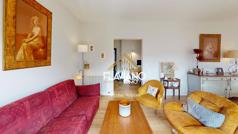 Appartement - 108 m² - 4 pièces