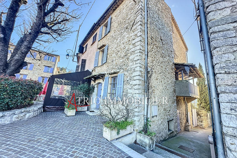 Maison de village - 90 m² - 5 pièces