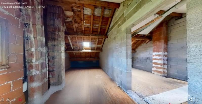 Maison - 77 m² - 6 pièces