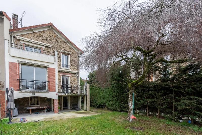 Maison - 185 m² - 6 pièces