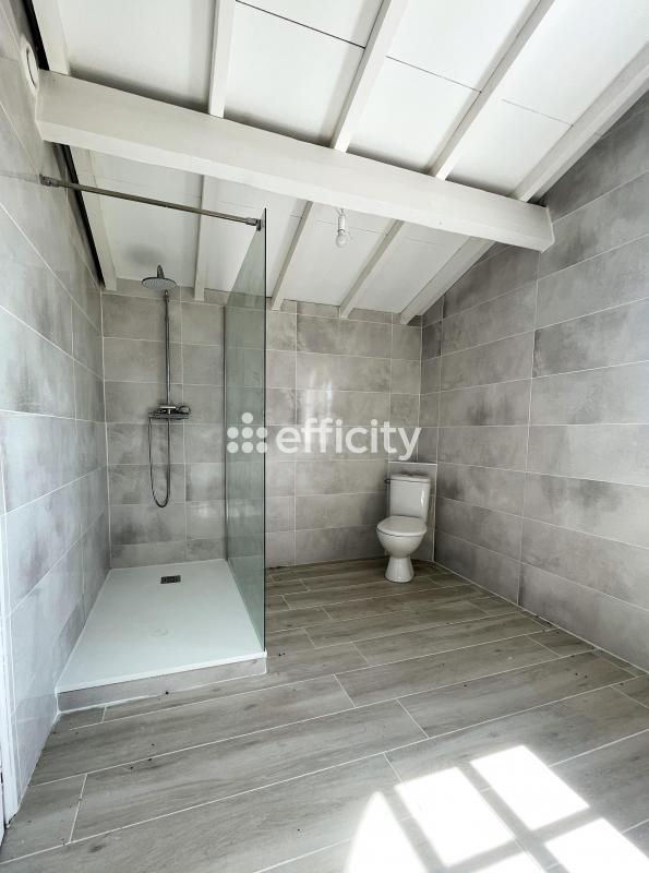 Maison - 340 m² - 6 pièces