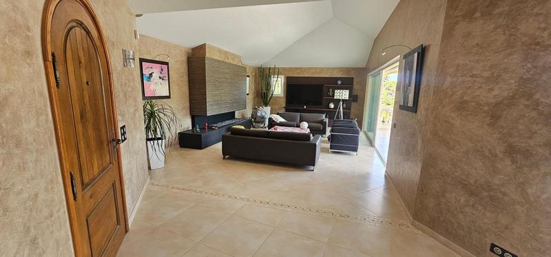 Villa - 170 m² - 5 pièces