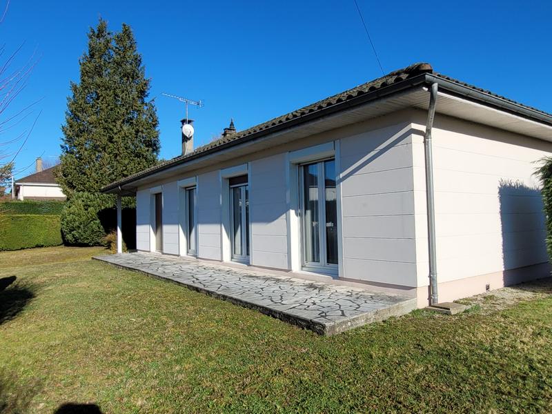 Maison - 99 m² - 5 pièces
