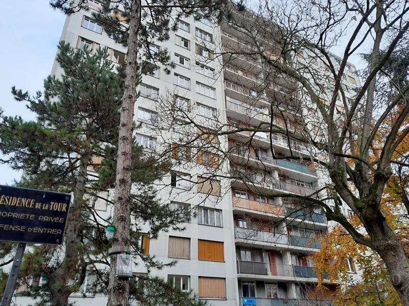 Appartement - 102 m² - 5 pièces