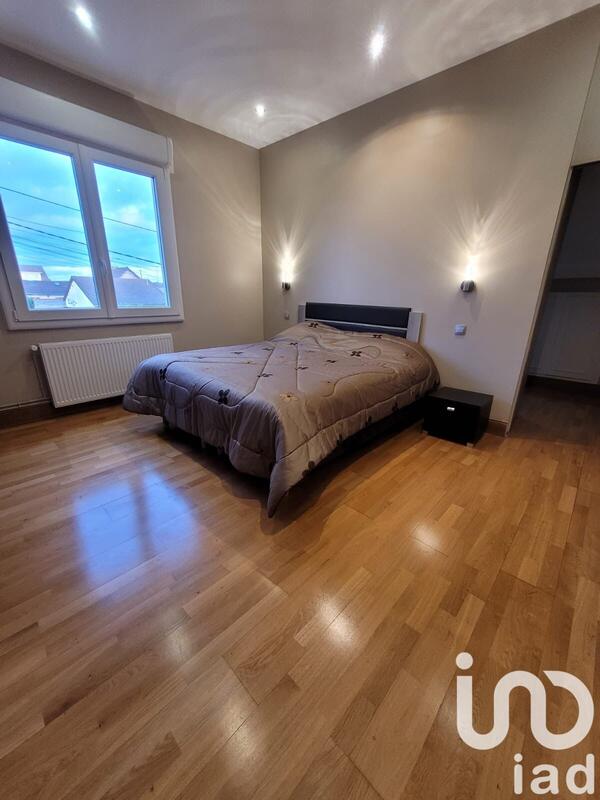 Maison - 143 m² - 6 pièces