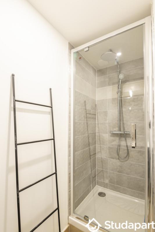 Chambre - 9 m² - 1 pièce