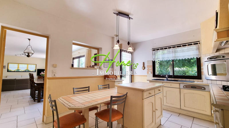 Maison - 151 m² - 6 pièces