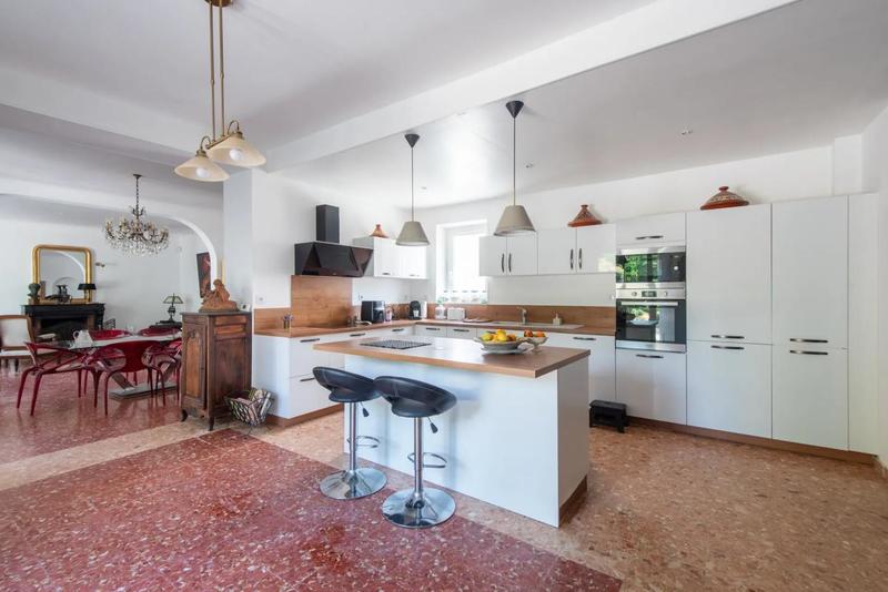 Maison bourgeoise - 295 m² - 12 pièces