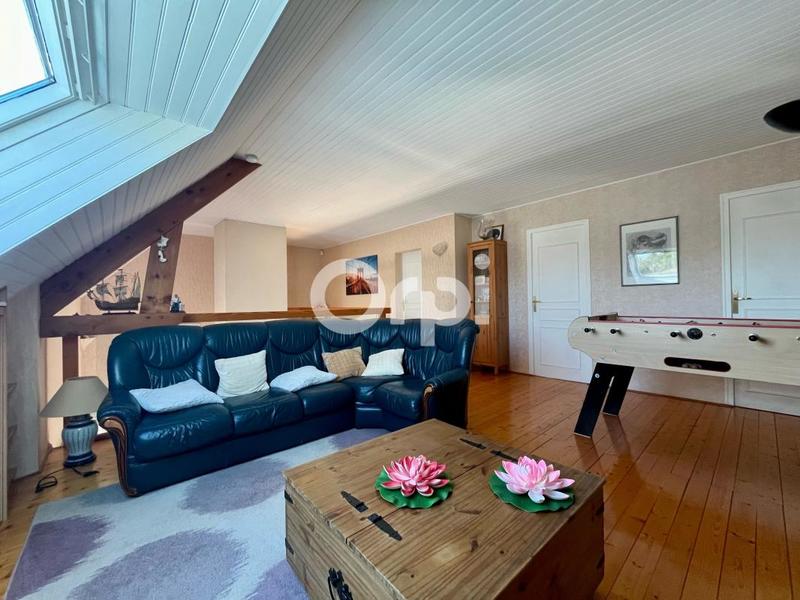 Maison - 185 m² - 5 pièces