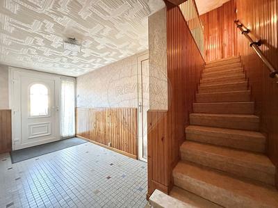 Maison - 96 m² - 5 pièces