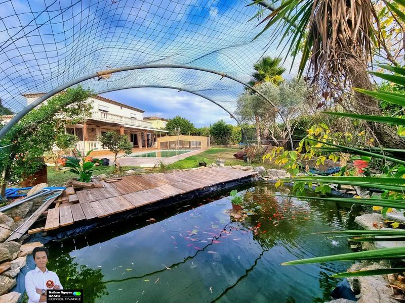 Maison - 181 m² - 8 pièces