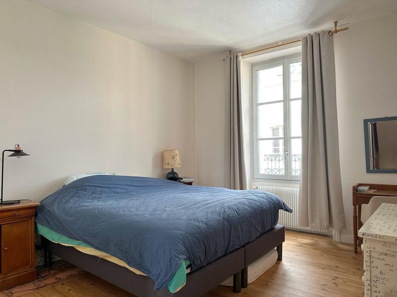 Maison - 194 m² - 9 pièces