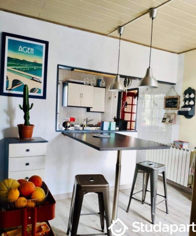 Chambre - 12 m² - 1 pièce