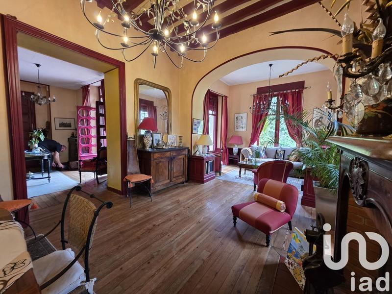 Maison - 525 m² - 20 pièces