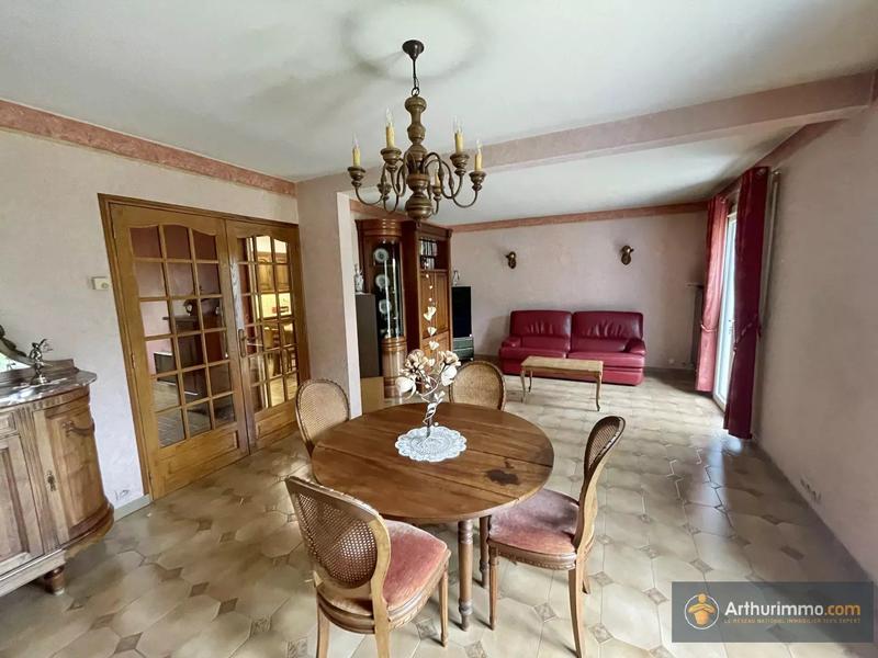 Maison - 95 m² - 5 pièces