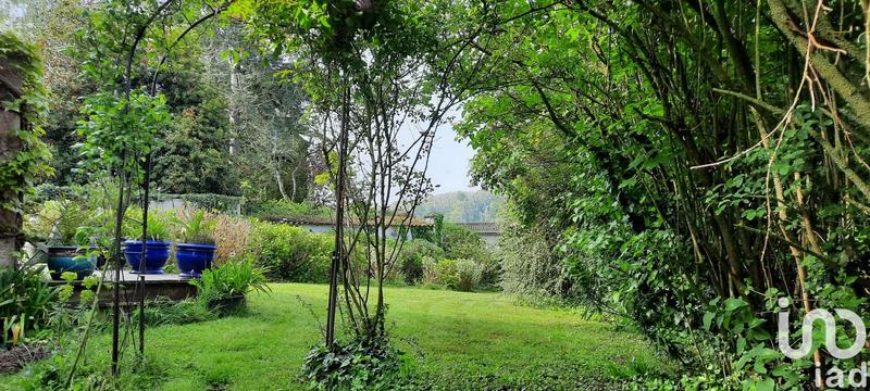 Maison - 230 m² - 9 pièces