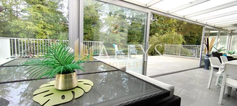 Maison - 165 m² - 8 pièces