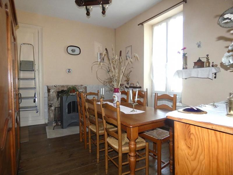 Maison - 76 m² - 6 pièces