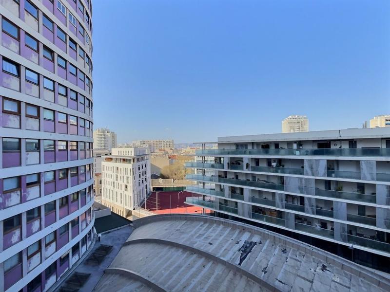 Studio - 27 m² - 1 pièce